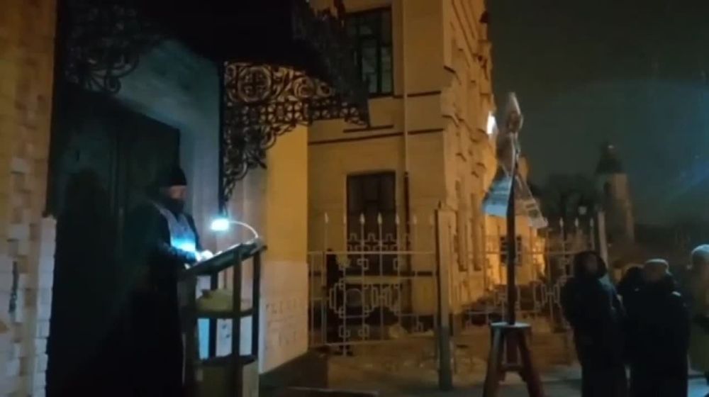 ���� ��������: �������� ������ ������������ ��� � �����-��������� �����