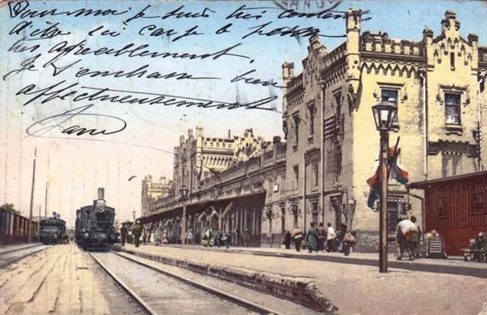 Первый киевский вокзал. Киевская железнодорожная станция была построена в 1868-1870 гг. для обслуживания железных дорог Киев – Балта и Киев – Курск