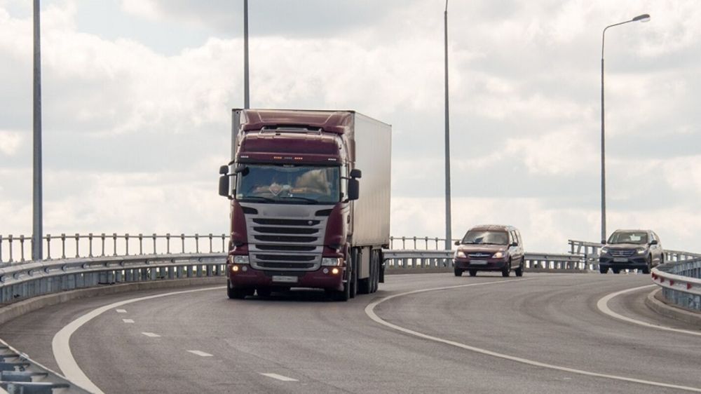 ������ ������������� ��������� ����� ���������� �� ������� � ��������