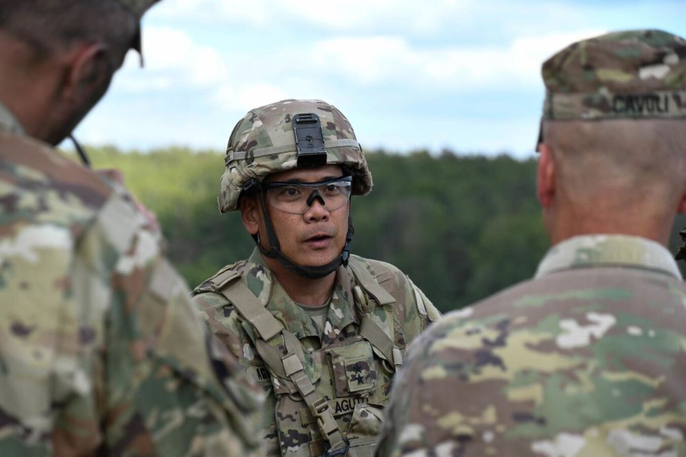 AT: ������������ �������� ����� ������ ������� ���������� ���������� ��������