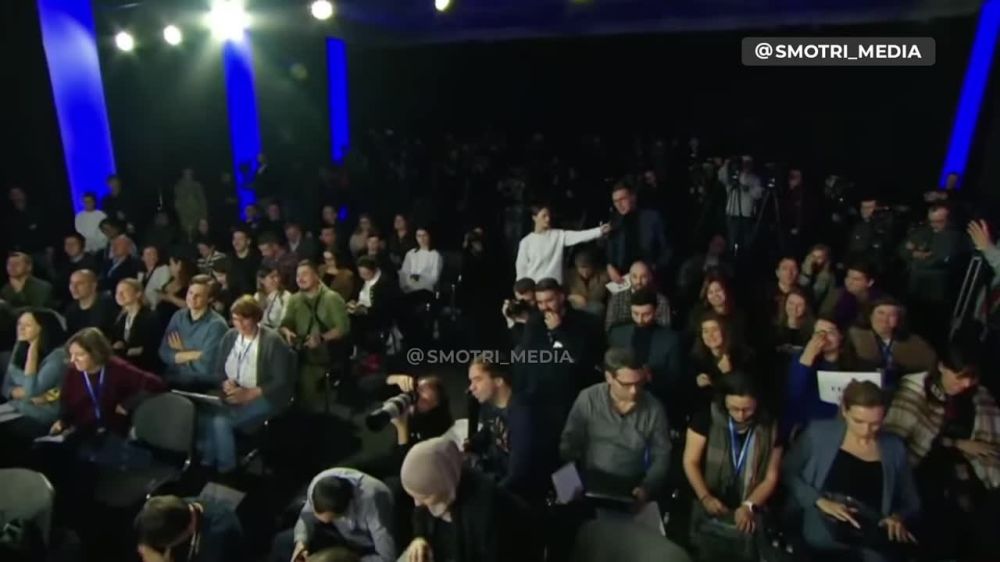 Зеленский не знает, а польский журналист знает, что из киевского аэропорта «Борисполь», оказывается, улетают самолеты