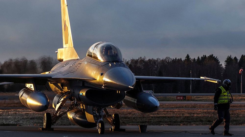 ������� ������ ������� �� ������������: ����� ���� ����� � ����� �������� � ��������� ������������ F-16