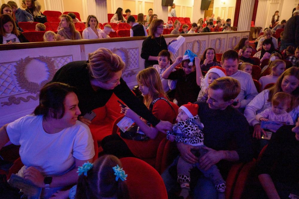 Янина Павленко: Очень хочется в эти предпраздничные, по-настоящему волшебные дни дотянуться сердцем до каждого!