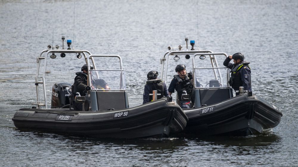 "����������� �����": �������� ����� ������� � ������. ���������� ������������