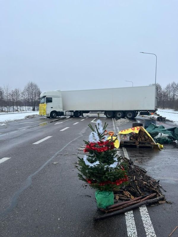 ��-�� ���������� ������� ������ � ������� ������������ ������ �� 2000 ����������