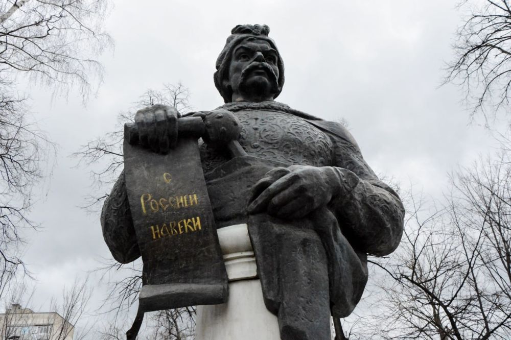 Сергей Аксёнов: Сегодня мы отмечаем 370-летие Переяславской рады, которая на века стала символом единства народов Русского мира, их общей исторической судьбы и цивилизационного пути