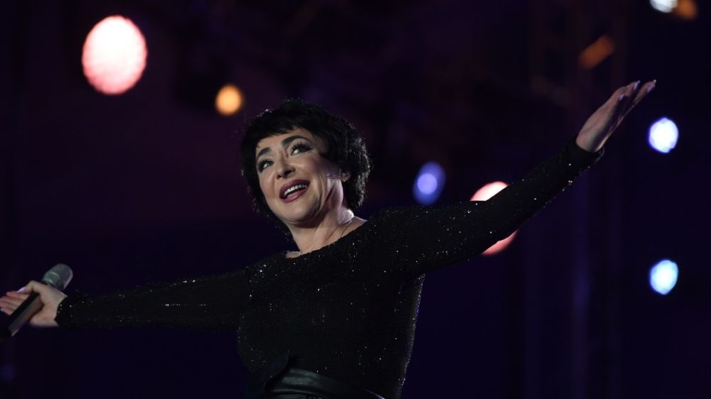 Устали от "голой вечеринки" Ивлеевой? А там всё только начинается - в дело вступил Киев