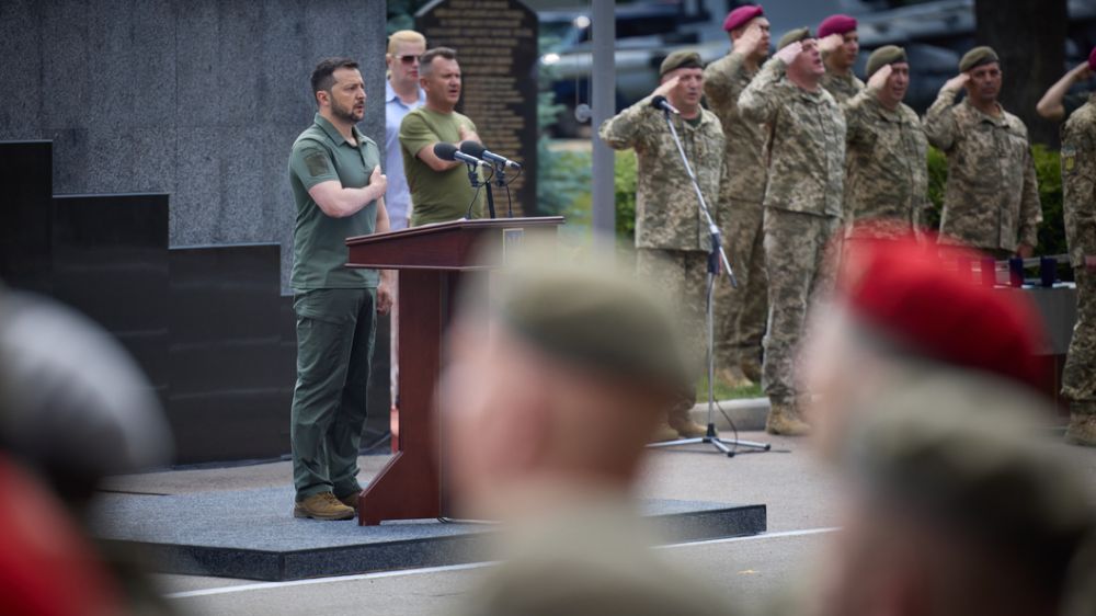 "Вон кресло Черчилля стоит": После этой фразы Зеленский нарушил все запреты