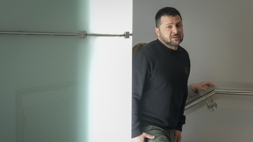 Пристайко: Зеленский сел в кресло Черчилля, несмотря на запрет