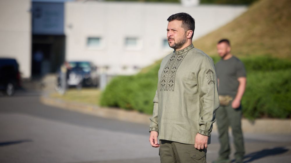 ����� ����� � ������ ��������� ����. ������� ������ �������� ���� � ����������� �������: "�������"