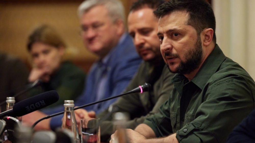 Зеленский сделал русских украинцами, а Тирасполь готовит приговор террористам: главное к этому часу