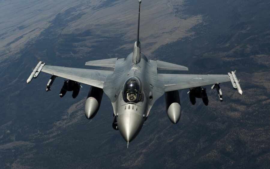 Украина не готова разместить истребители F-16 – спикер ВВСУ Игнат