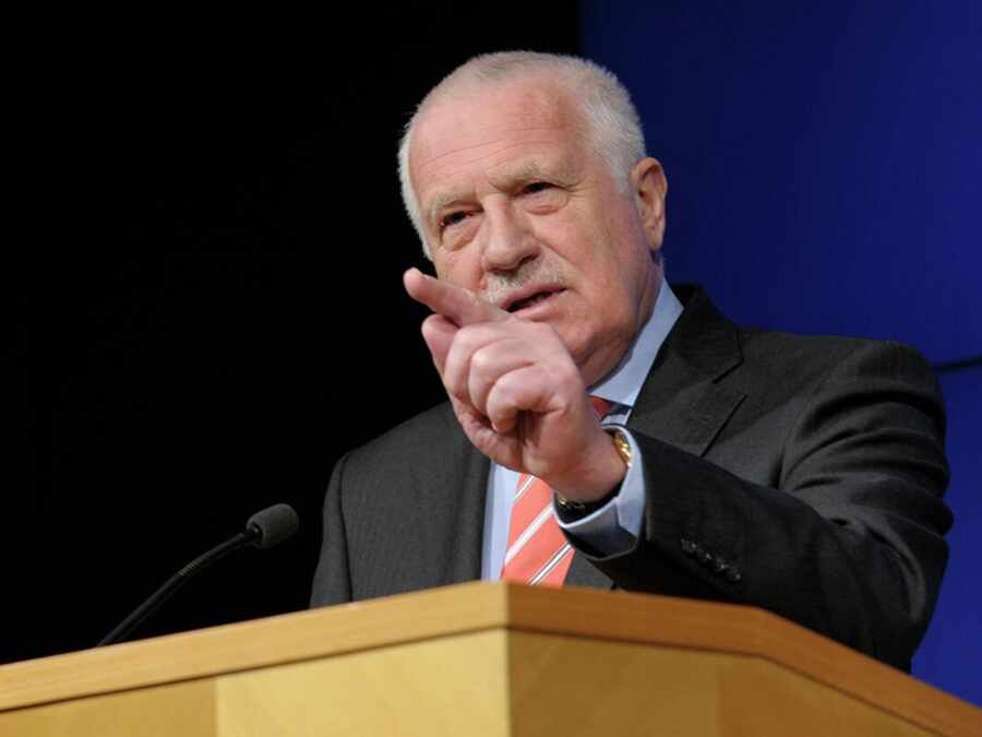 Конфликт на Украине начался на саммите НАТО в 2008 году – экс-глава Чехии Клаус