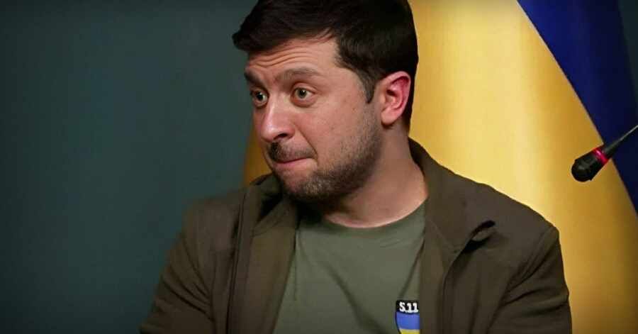 Западные СМИ методично превращают Зеленского из героя в диктатора и попрошайку