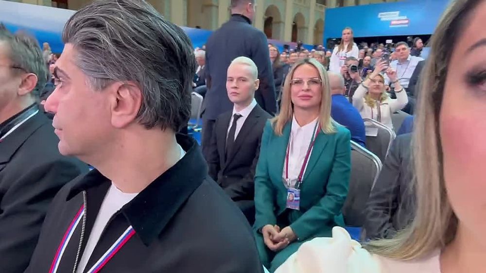 ДОВЕРЕНННЫЕ ЛИЦА И ПРЕЗИДЕНТ