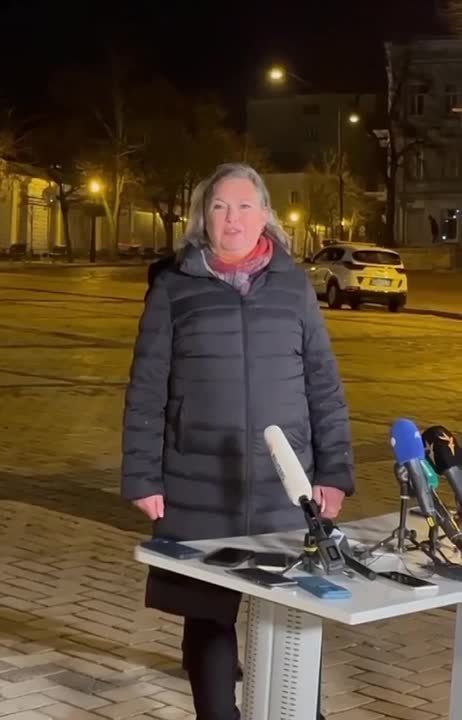 �������� ������ ����� ������� � ����