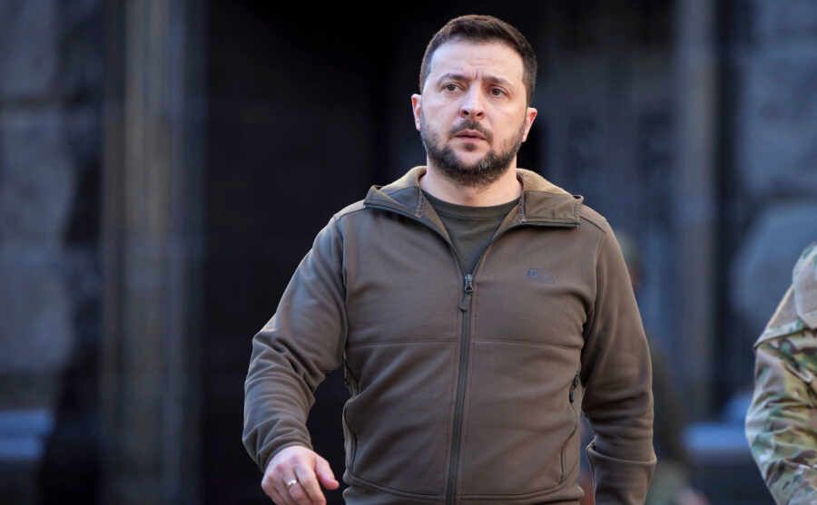 Зеленский обвинил Запад в отходе ВСУ из Авдеевки