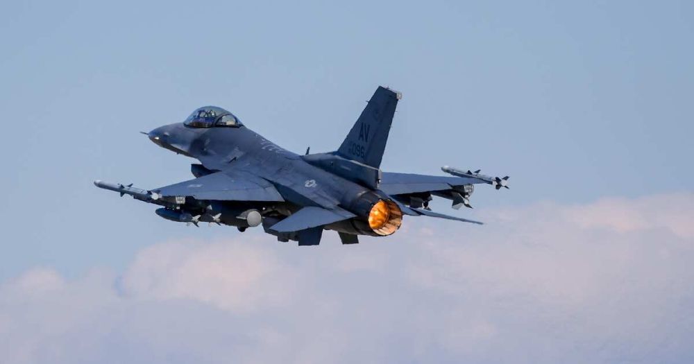 �������� ��������� �������� ��� ����������� F-16 � ���� ����