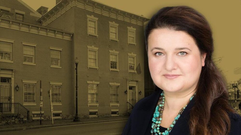 Оксана Маркарова, биография