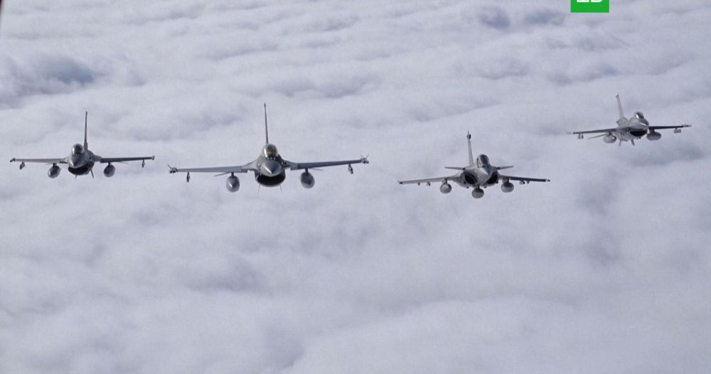 ���������� ��������� �������� ����� ������ F-16 �� ������ �������� ����