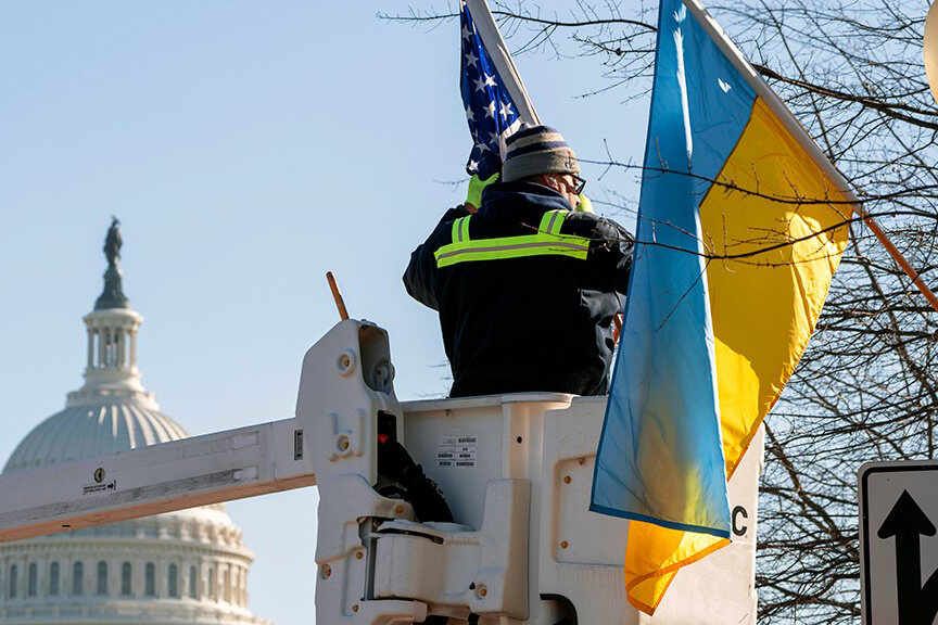 Поддержка Украины со стороны США свелась к обещаниям – Politico