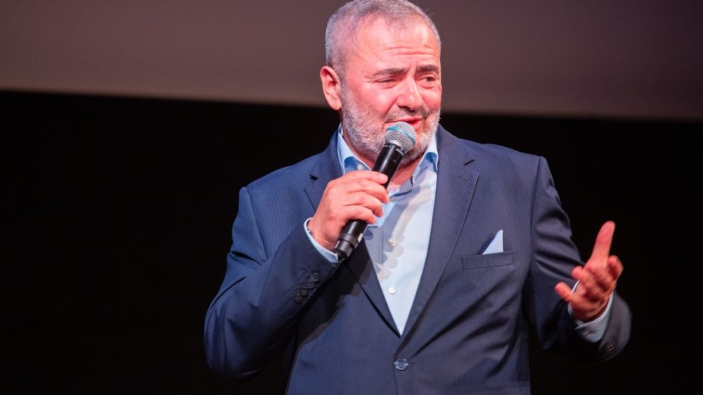 Бывший продюсер Алсу Валерий Белоцерковский попал в больницу в Москве