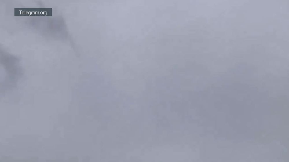 В Киеве прогремела серия взрывов, передают украинские СМИ. Информацию подтвердил мэр города Виталий Кличко