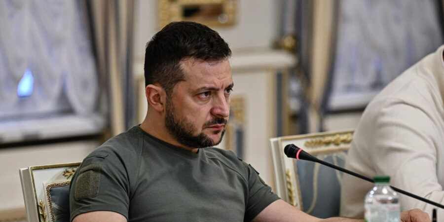 Признавать легитимность Зеленского 21 мая «может и не потребуется» – Лавров