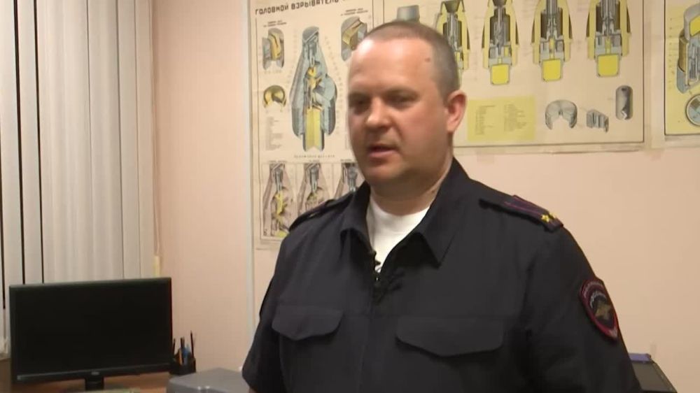 Гексоген обнаружили в иконах в Псковской области, его массы хватит для подрыва жилого пятиэтажного дома, сообщил начальник отдела ЭКЦ МВД РФ по Псковской области Дмитрий Белоцерковский