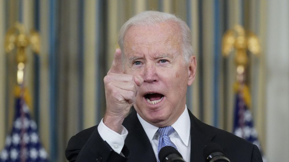 Bloomberg ������ �� ����������� ���������� � ������� ��-�� ������ �� ��� ������