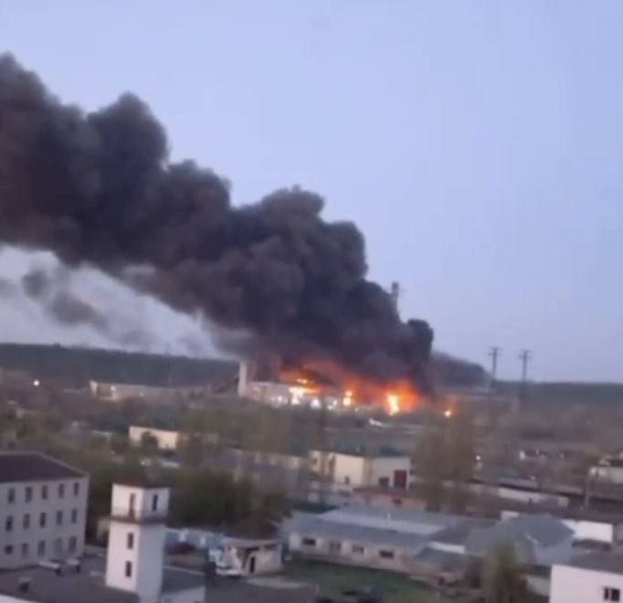 Сегодня ночью ВС РФ нанесли очередную серию точечных ударов по военной и энергетической инфраструктуре киевского режима