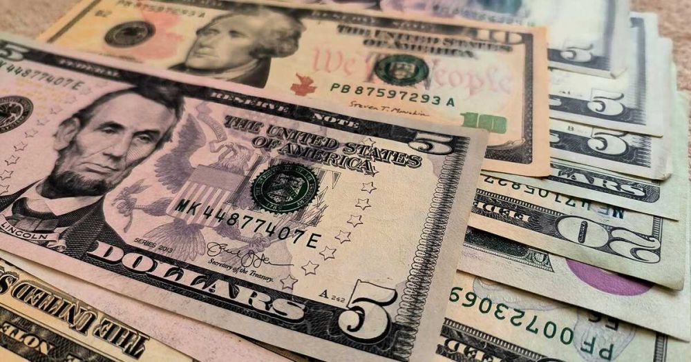 Reuters: Киев не получит всю сумму сразу при конфискации активов РФ