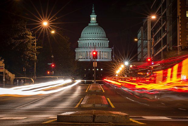 В США наконец могут принять закон о многомиллиардной помощи Украине. Почему большую часть денег Киев не получит?