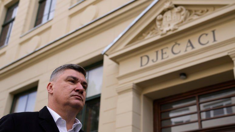 ������ ����� � ������ � ���������� ����� ��������� ������� � ��������, ���������� Politico