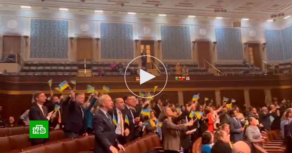 Американская помощь Киеву: треть выделенных Украине миллиардов останется в США