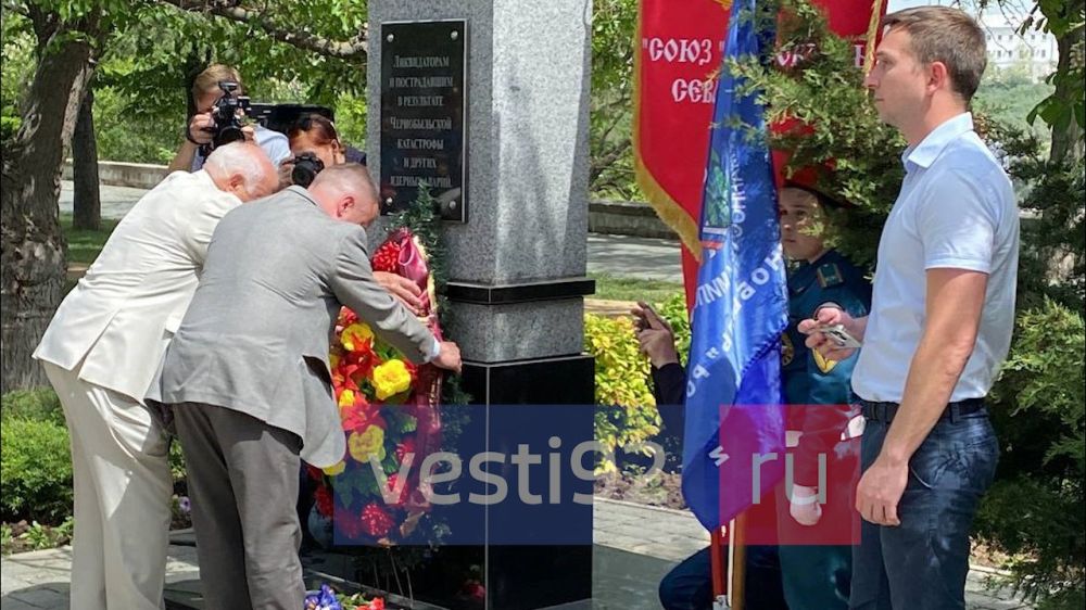 В Севастополе почтили память ликвидаторов и пострадавших в результате Чернобыльской катастрофы