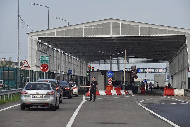 �� ������� ������������� ������ �� ������ ������� �������������