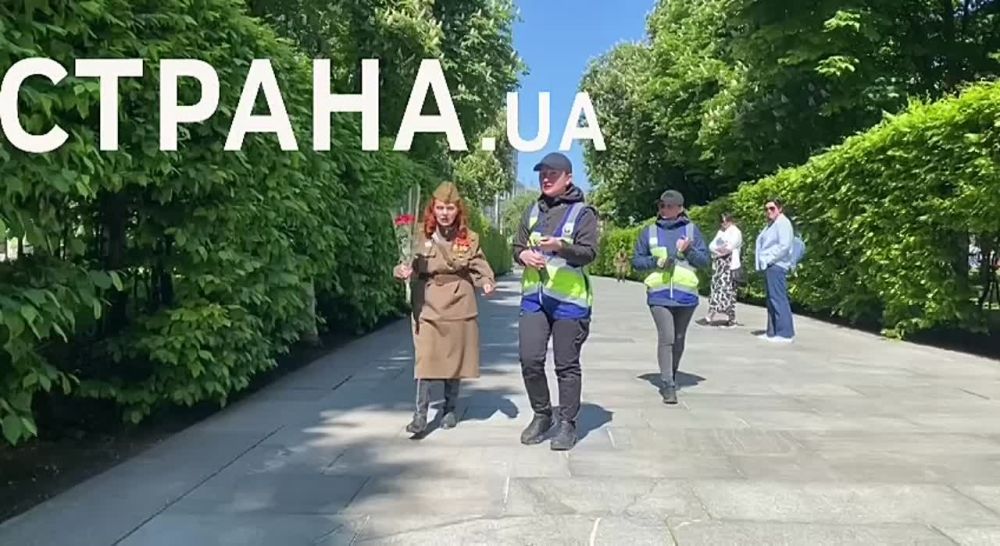 Вадим Топалов: Зачем освобождать Украину? Чтобы вот такого бл*дства нацистского в Киеве не было