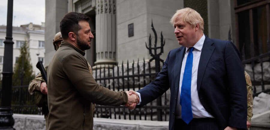 ������ �������� �������� ������� ����� � ������������ ��������� �� �������