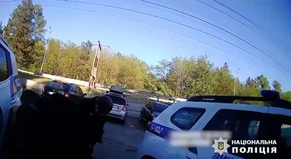 Криминального авторитета из Бровар, жёстко унизившего украинских полицейских, задержали под Киевом