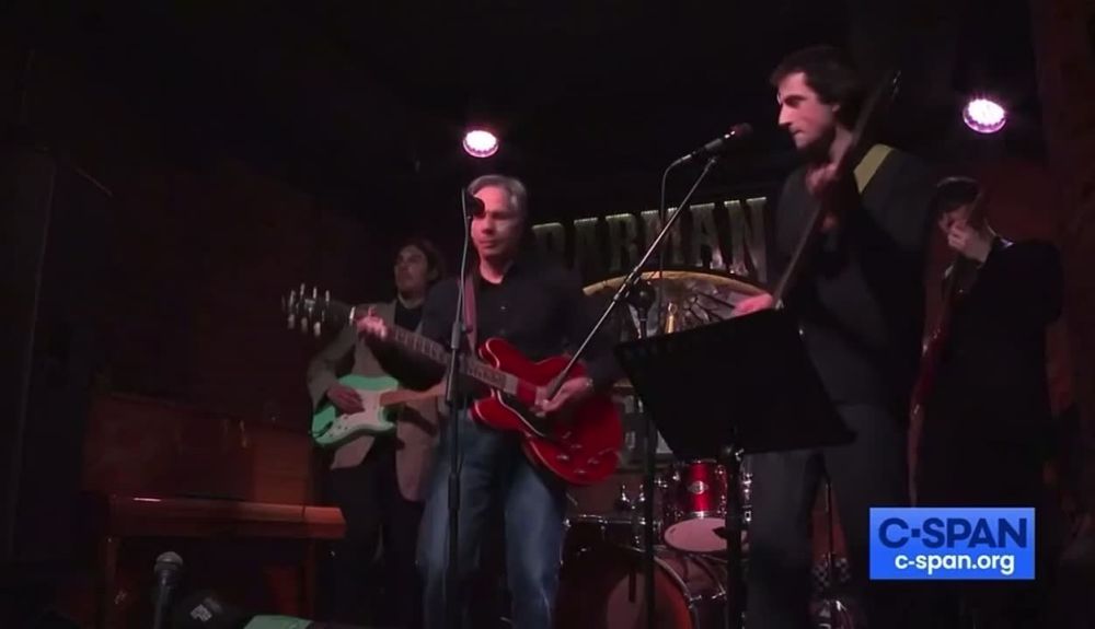 ���� ������: ����� �������� � ���� (� ���� �������� �� ���� � ���� � ���� �����) ���� ����� �� ������� ��� � �������� ���: