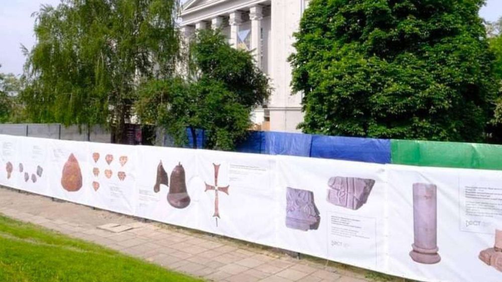 Собранные на снос часовни Десятинного монастыря в Киеве деньги пошли на нужды ВСУ