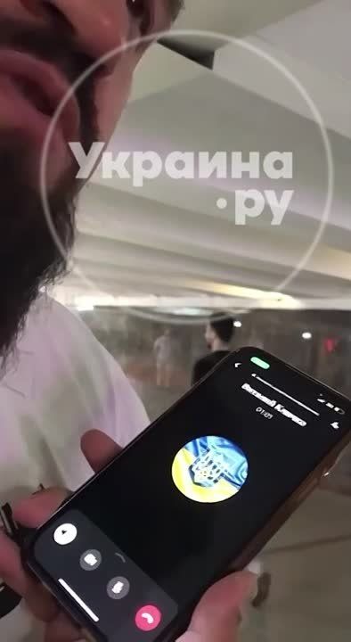 «Это чистый п***жь, который распространяет Офис президента!», – появилась якобы реакция Кличко на проведение ЛГБТ*-марша в метро Киева