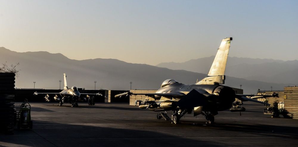 F-16 ����� �������� ����� �� �� ���� �� ��������� ������� � ����������
