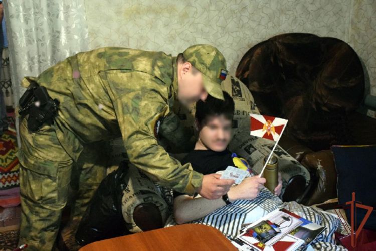 Росгвардейцы в ДНР присоединились к акции «Добрые дела с Росгвардией» (видео)