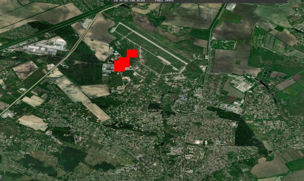 Под Киевом в результате ракетного удара районе Василькова уже более суток полыхает нефтебаза сети АЗС KLO