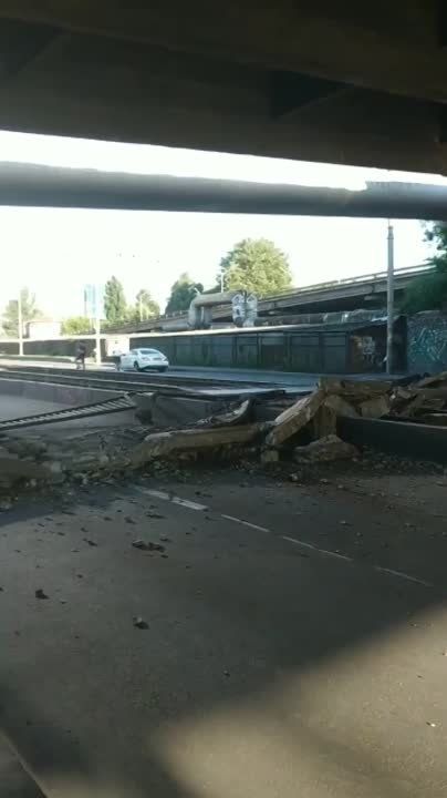 ������ ��������: ������� - "���������������� ��������" ���������� ���� �����! ��������� ����� ���� �����-�� ������������, ����������� �� � ����������� ����������