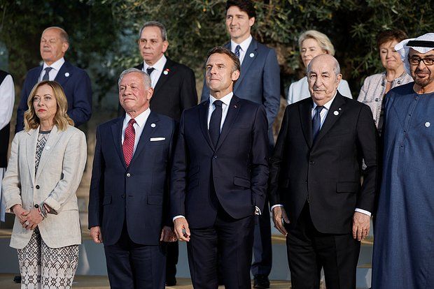 ����� ��� ������ �� ���������� ���������� � G7 �� ������� ������� ������