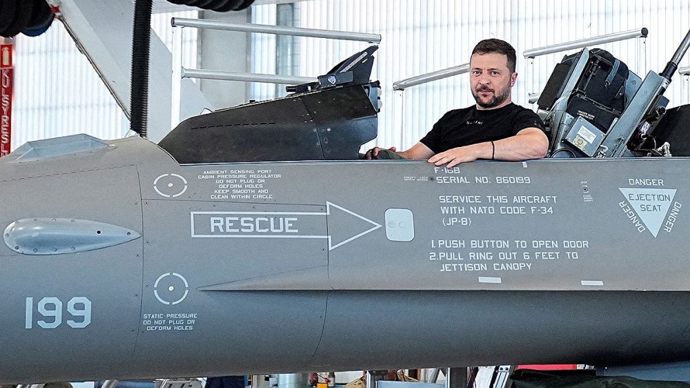 Запад поставит на F-16 в "решающей схватке за Украину": Что не так с американскими истребителями и чем наши Су-35 их круче