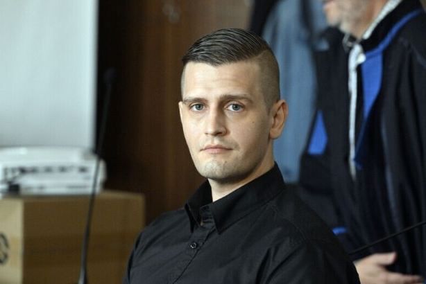 Чех Филипп Симан вывез с Украины очки Gucci и украшения убитых ВСУшников